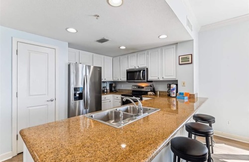 Long Beach Condo | Gulf Front Corner Unit Fantastic Views Free Beach Service!