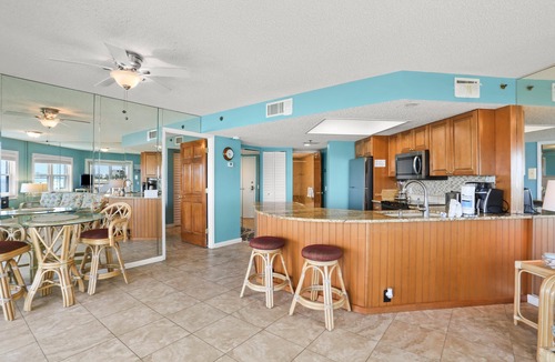St. Pete Beach Condo | 🌊 Gulf Front Condo — Gulf Strand Resort, St. Pete Beach