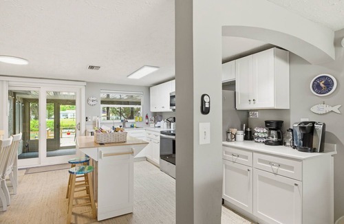 Hudson Beach Estates House | Gulf Front Paradise w/Kayaks & Paddle Boat!