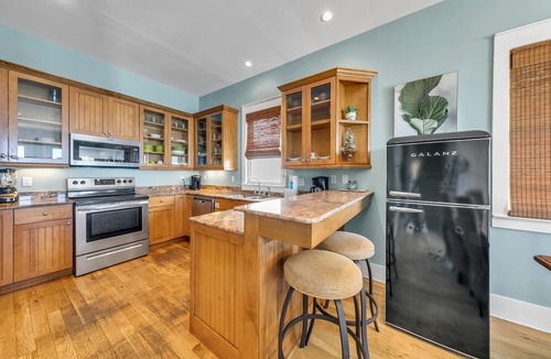Delos House | Gulf Front Townhome in Frangista Beach with Splash Pool Overlooking the Beach!