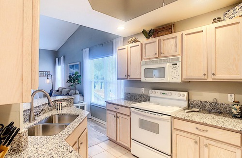 Iona Condo | Gulf Harbor Yacht and Country Club
