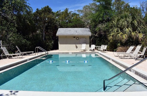 Gulf Pines House | Gulf Pines Sanibel Island Vacation Rental Home with Community Pool