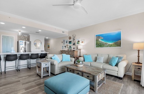 Fort Walton Beach - Destin Condo | ☀️Gulf Views⛱️Beach Service-100 Steps2Beach-Pool +Hot Tub-2BR Beach Resort 406☀️