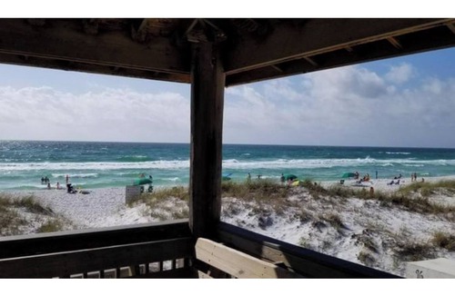 Miramar Beach House | Gulf Winds East Townhouse. 2 minute walk to private beach