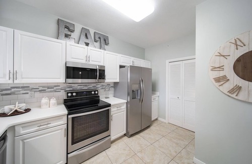 Fort Walton Beach Condo | Gulfside 210 ~ Gulf & Pool Views ~ Destin West!