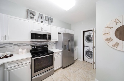 Fort Walton Beach Condo | Gulfside 210 ~ Gulf & Pool Views ~ Destin West!