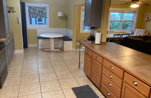 Gainesville House | Gville 4 bedroom pool home with private oasis yard