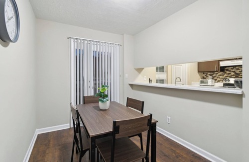 Cumberland Apartment | Halsten at Vinings 1505 l 2 bed 1.5 Bath
