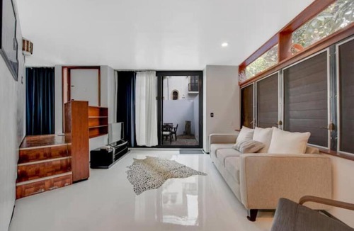 Colee Hammock Apartment | Hammock 2
