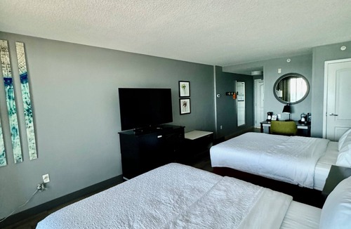 Daytona Beach Hotel | Hampton Inn Daytona Beach/Beachfront
