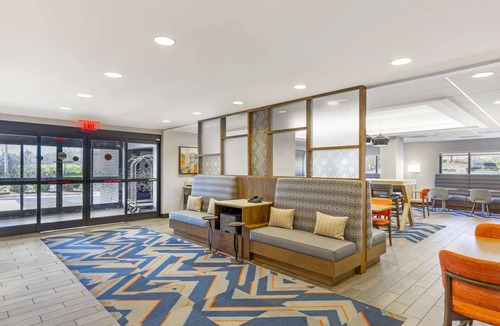 Mebane Hotel | Hampton Inn Mebane