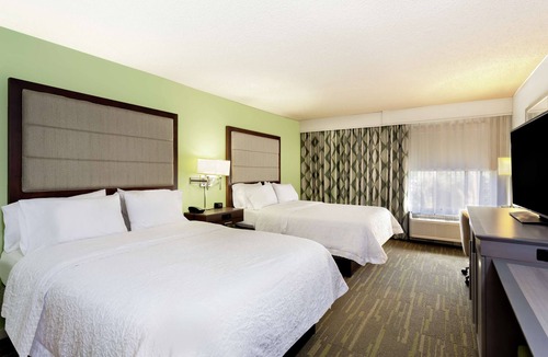 Melbourne Hotel | Hampton Inn Melbourne