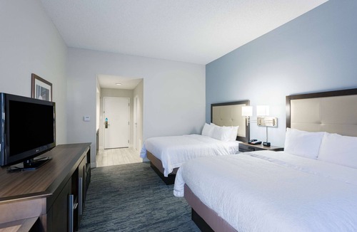 Mount Airy Hotel | Hampton Inn Mount Airy