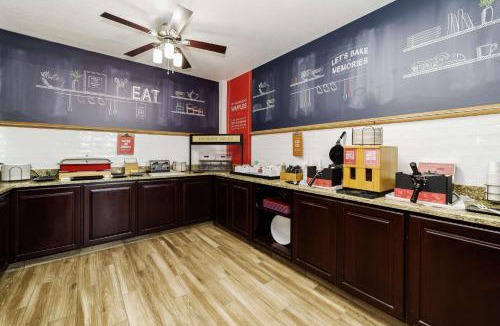 Deep Creek Hotel | Hampton Inn Port Charlotte