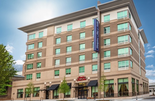 Downtown Decatur Hotel | Hampton Inn & Suites Atlanta Decatur/Emory
