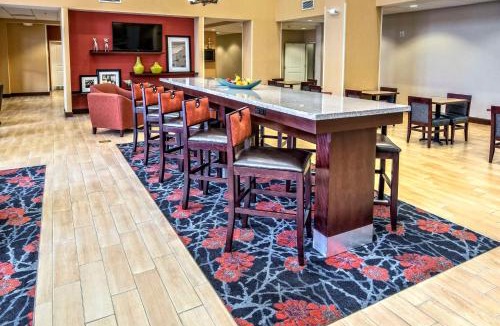 Estero Hotel | Hampton Inn & Suites Fort Myers Estero