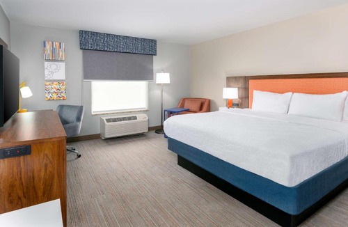 Murfreesboro Hotel | Hampton Inn & Suites Murfreesboro