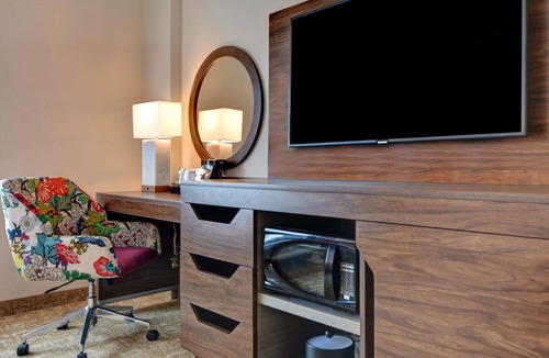 Downtown Nashville Hotel | Hampton Inn & Suites Nashville Downtown Capitol View