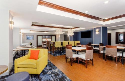 Titusville Hotel | Hampton Inn Titusville/I-95 Kennedy Space Center