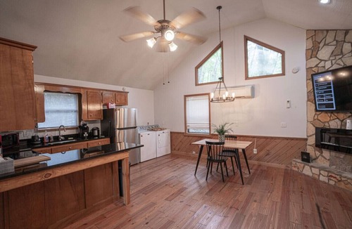 Blairsville Cabin | `Hansel`: Spacious Cabin w/Views, Greenery, Deck!