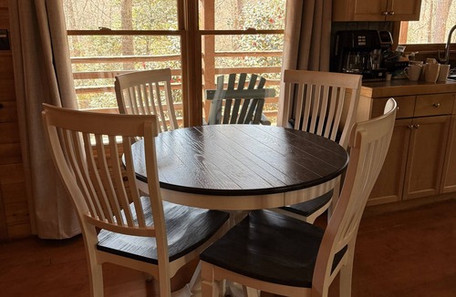 Helen Cabin | Happy Beara Cabin - Close to Helen, GA