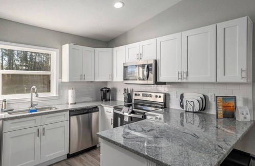 Ocala House | Happy Daze Ocala~Pet Friendly/Fenced Yard-WEC 14mi