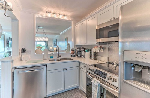 Oceanmarsh Subdivision Villa | Harbor Island Beach Retreat - Steps to Ocean!