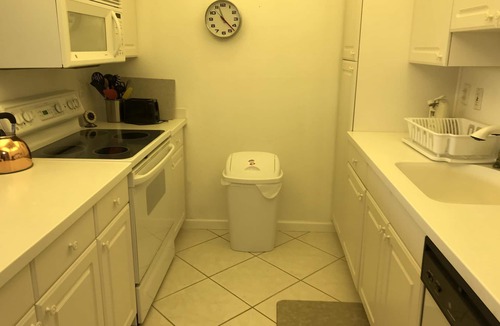 Siesta Key Condo | Harbor Towers & Yacht Club racket and