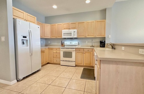 Clearwater Beach Condo | Harborview Grande 604 - 6th Floor Waterfront Condo