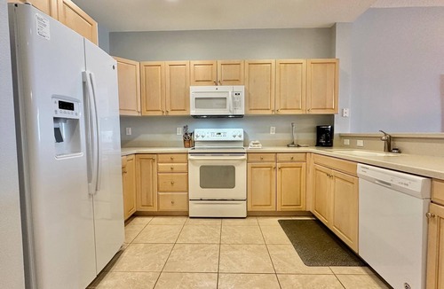 Clearwater Beach Condo | Harborview Grande 604 - 6th Floor Waterfront Condo