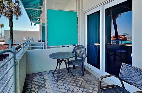 Lenox Park Apartment | Harbour Beach Resort 103