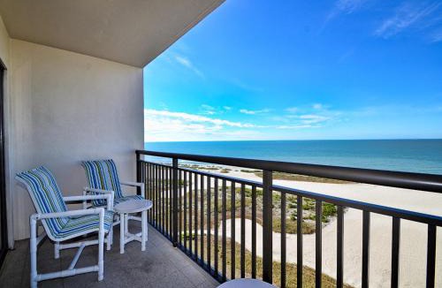 Sand Key Apartment | Harbour Light Towers 1105 11th Floor Beachfront Studio at Harbour Light Towers 23118