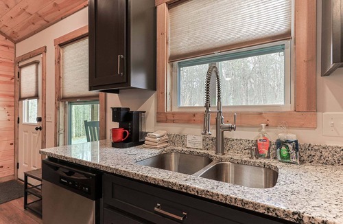 Ellijay Cabin | Harris Creek Haven by Mountain Oasis | Secluded North Georgia Mountain Getaway