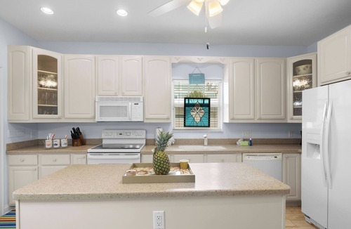Anna Maria House | Havana Cay- Adorable cottage- only 4 houses from beach