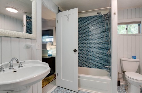 Key West House | Have It All! Pool, Canal to the Gulf, Tiki Hut & Huge Dock.
