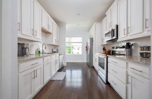 Jacksonville House | Haven - 100 yards from the sand!