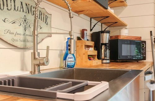 Sylva Cottage | Haven on the Creek Beautiful Creekside Retreat