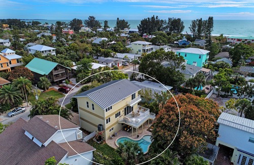 Anna Maria House | Hear The Surf/Feel The Breeze. skip to beach!nLocated on Anna Maria Island