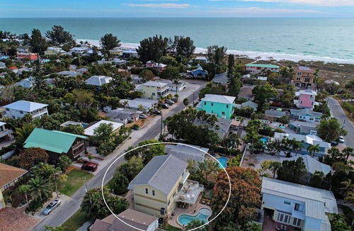 Anna Maria House | Hear The Surf/Feel The Breeze. skip to beach!nLocated on Anna Maria Island