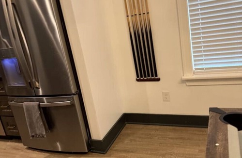 Chattanooga House | Heart of Downtown Chattanooga | Sleeps 8 | Pool Table