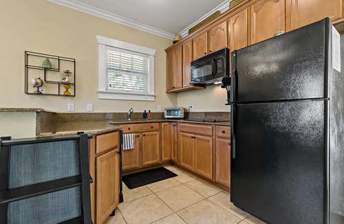 Hyde Park Apartment | Heart of Hyde Park Tampa/Parking/Netflix/Gym