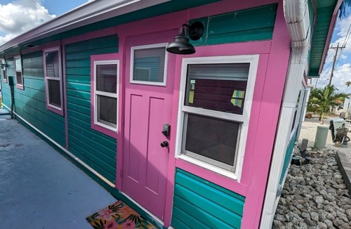 Matlacha House | Heart of Matlacha Studio-remodeled! NEW