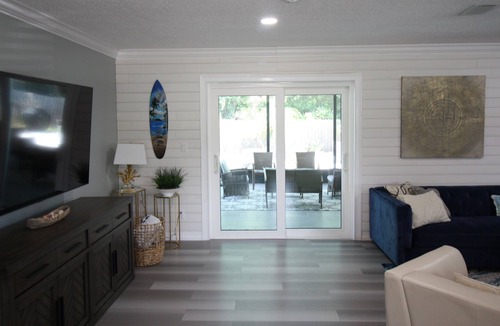 Clearwater House | HEATED pool, 4 BDRMs, Lanai, Close to Beaches
