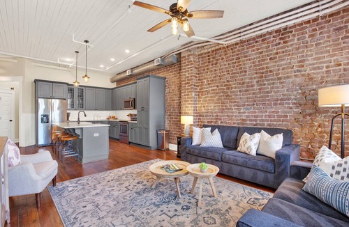 Yamacraw Village Apartment | Heated Pool Access | 5*Clean | Flex Cancelation