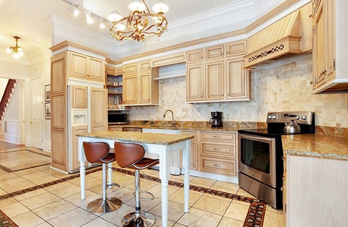 Historic Downtown Savannah House | Heated Pool Access | 5*Clean | Flex Cancelation