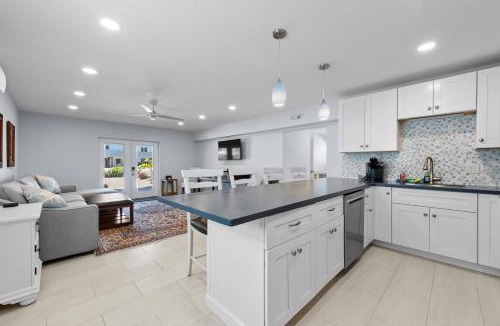 Laguna Shores Apartment | Heated Pool Home steps to the beach