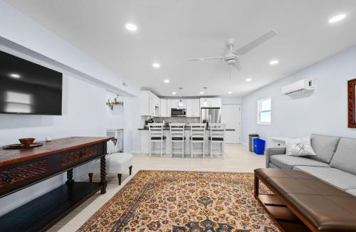 Laguna Shores Apartment | Heated Pool Home steps to the beach