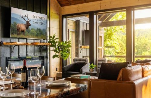 Wears Valley House | Heated Pool - Incredible Sunsets - Designed 4 FUN