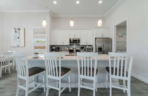 Mariner House | Heated Pool & Modern Upgrades! - Villa Moonlight Breeze - Roelens Vacations