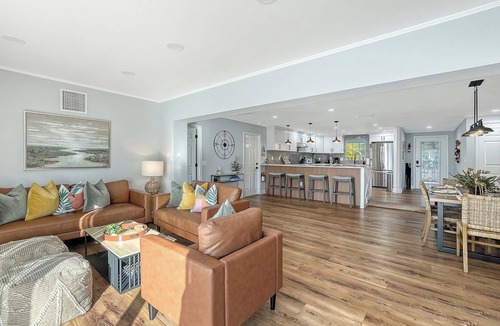 Ringling Park House | Heated Pool Retreat 3BR Minutes to Siesta Key & Downtown
